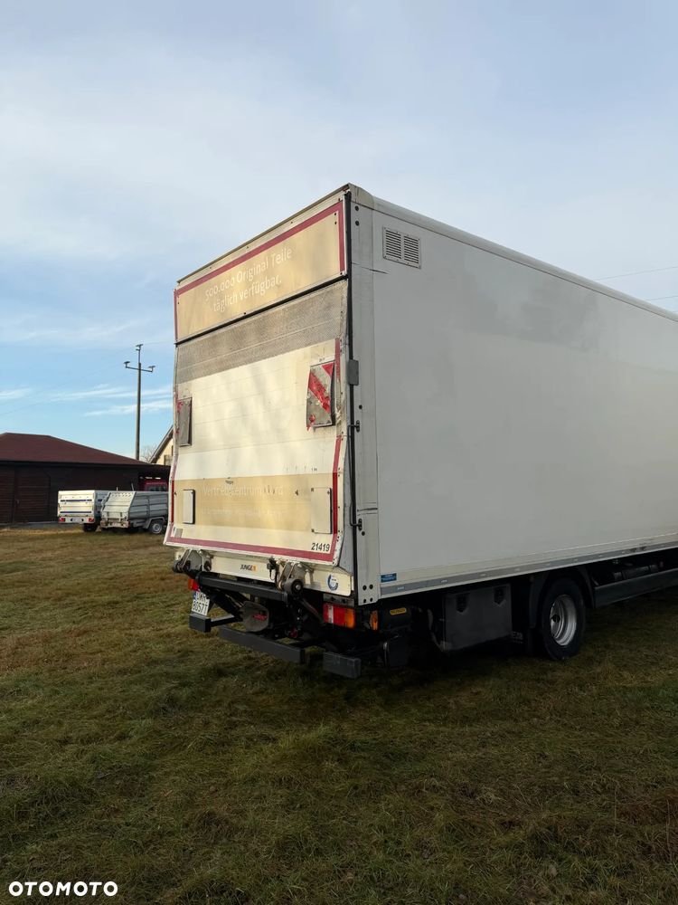 MAN 2 x TGL 12.250 - 17