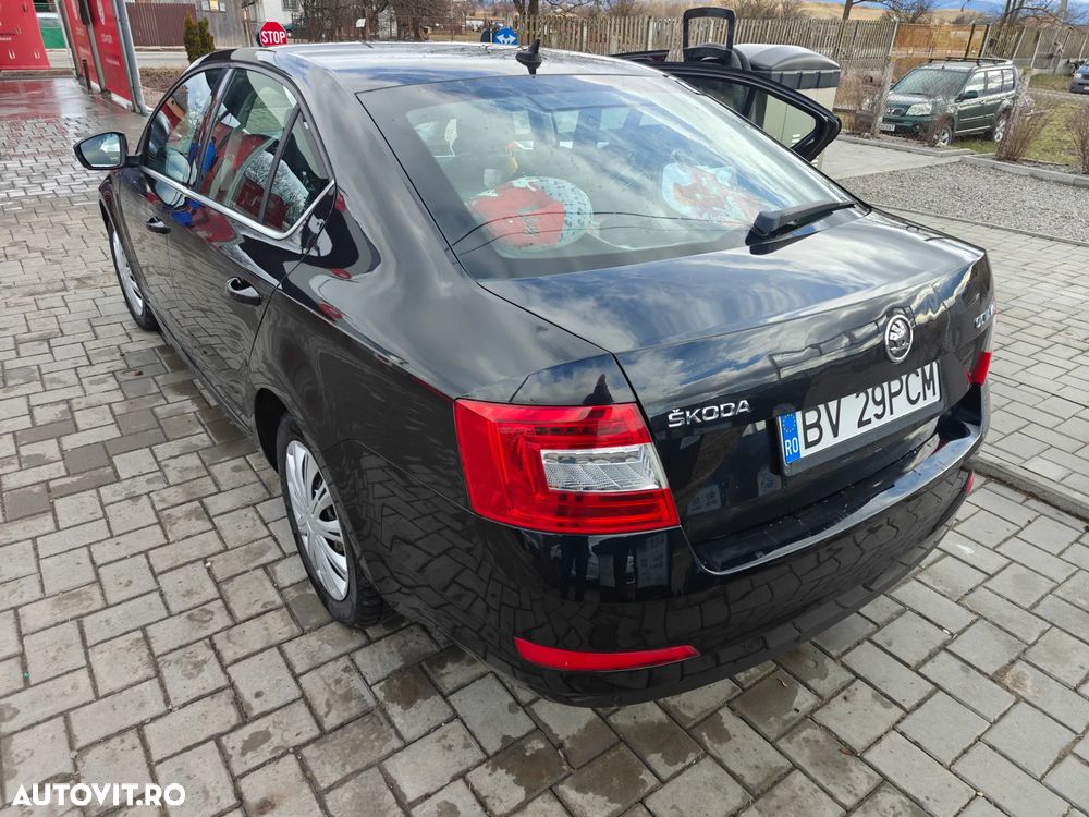 Skoda Octavia 2.0 TDI ELEGANCE - 6