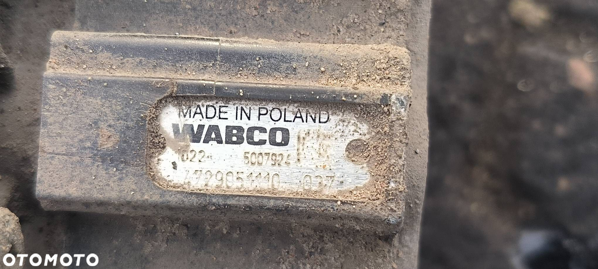 ZAWÓR POWIETRZA MERCEDES - BENZ ATEGO 2528L 4729051110 - 4
