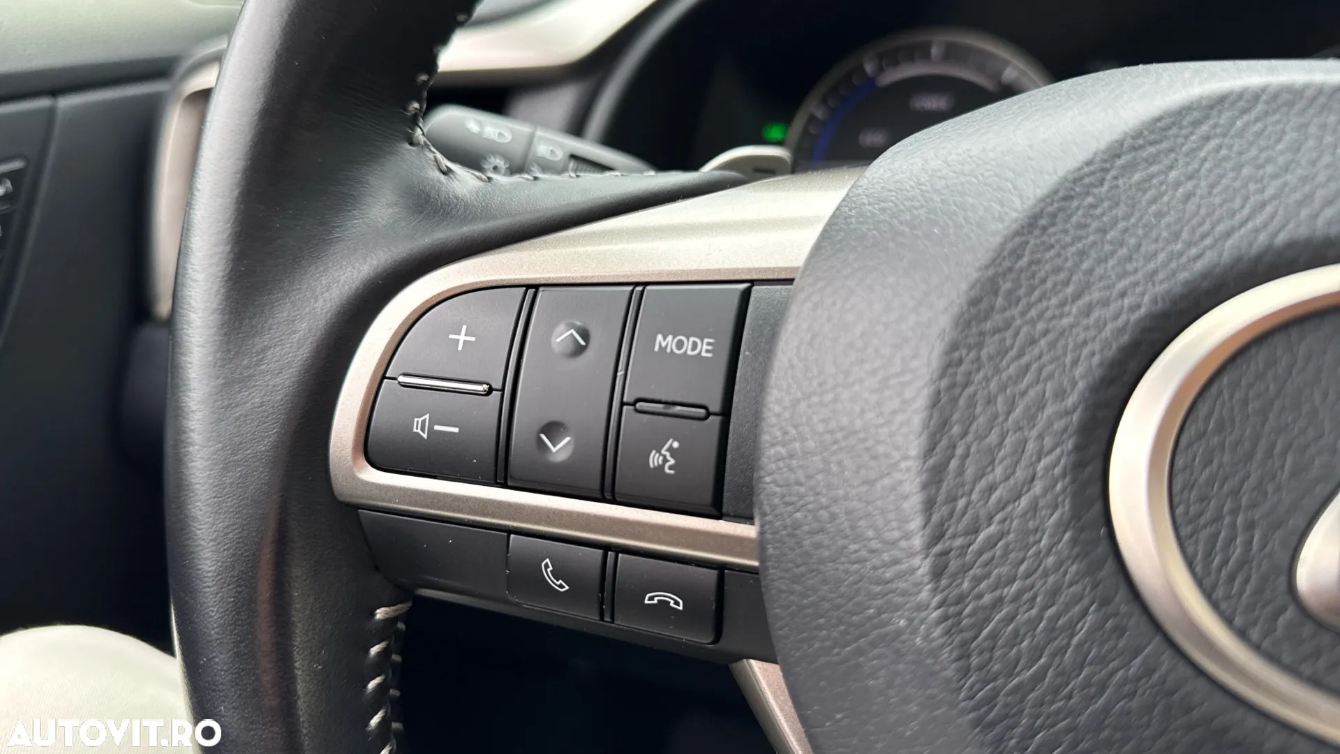 Lexus Seria RX 450h AWD Executive Plus Sunroof - 15
