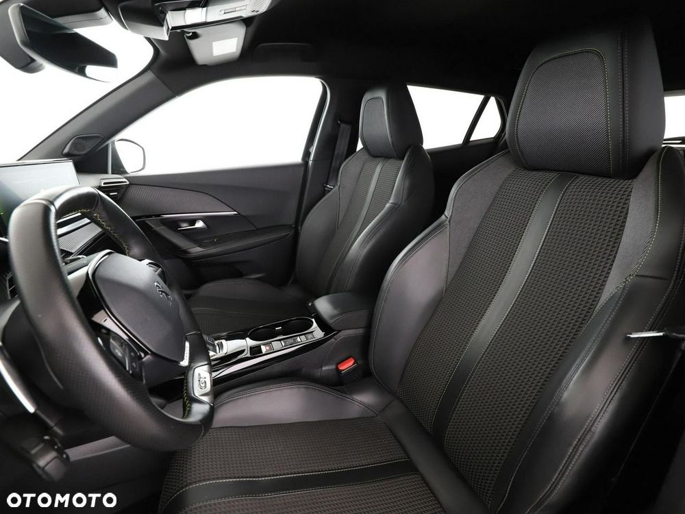 Peugeot 2008 PureTech 130 GT S&S EAT8 - 14