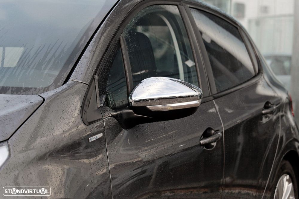 Peugeot 208 1.2 PureTech Style - 8