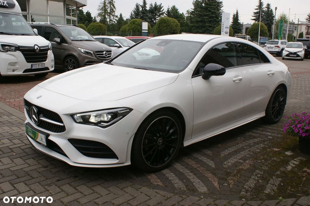 Mercedes-Benz CLA - 21