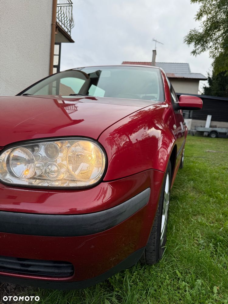 Volkswagen Golf - 5