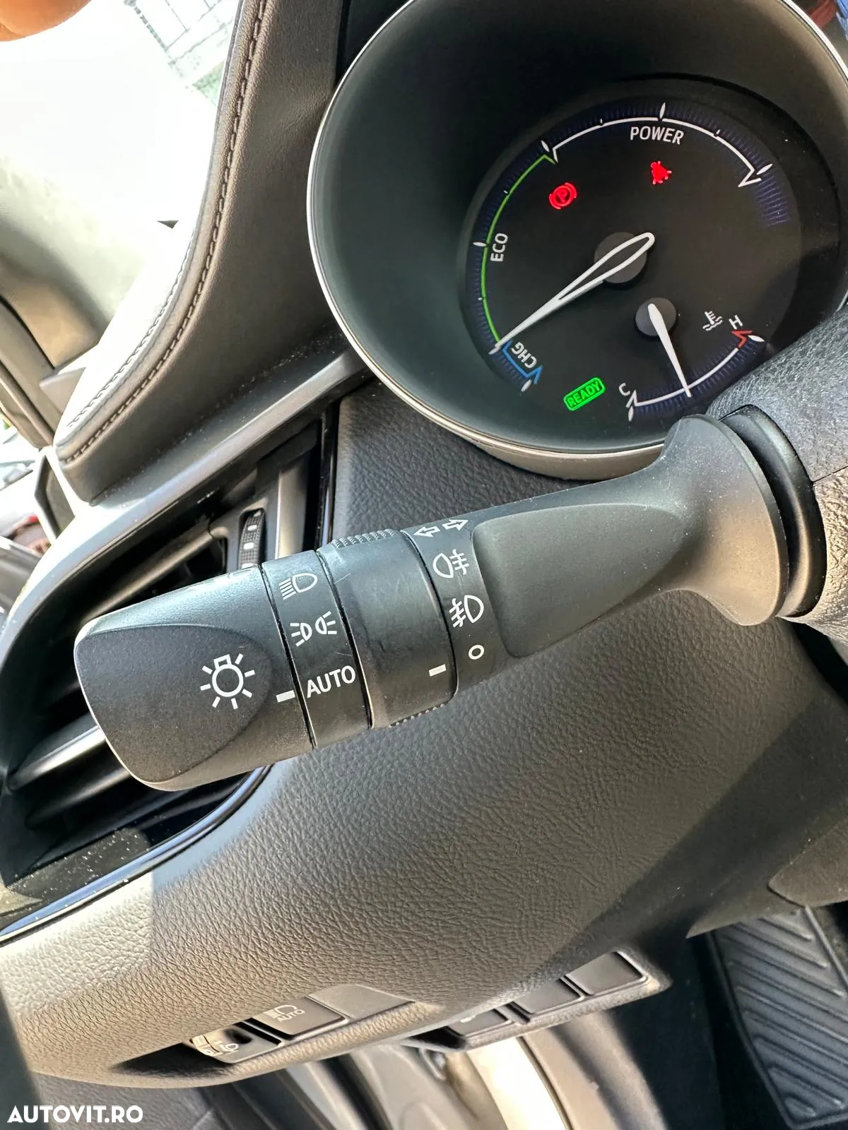 Toyota C-HR 1.8 HSD 122 CP 4x2 CVT Cult - 34