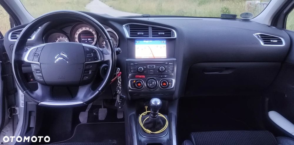 Citroën C4 HDi 150 Exclusive - 10