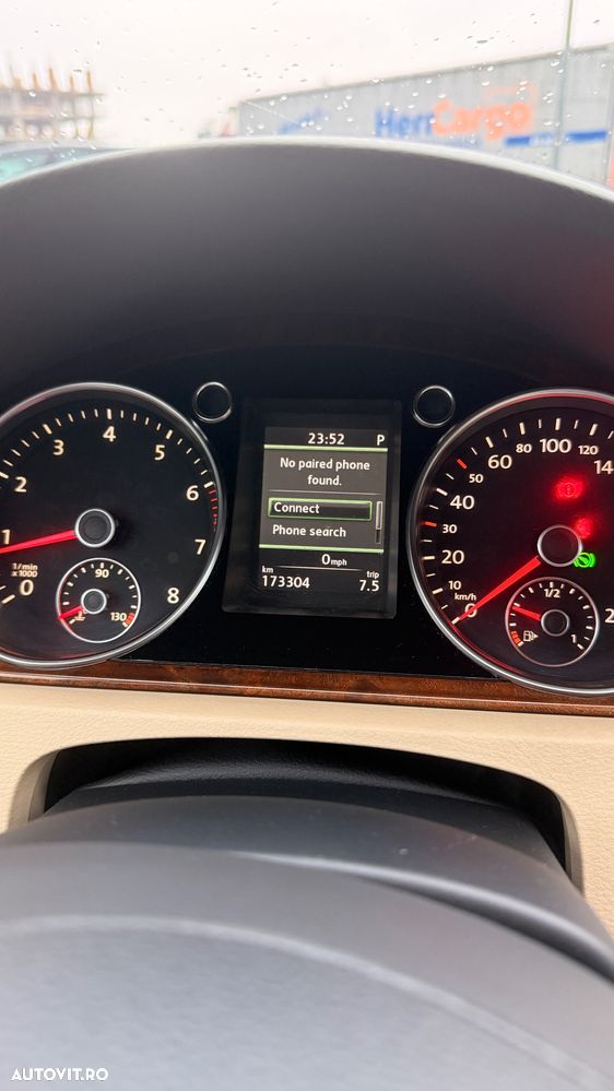 Volkswagen Passat - 16