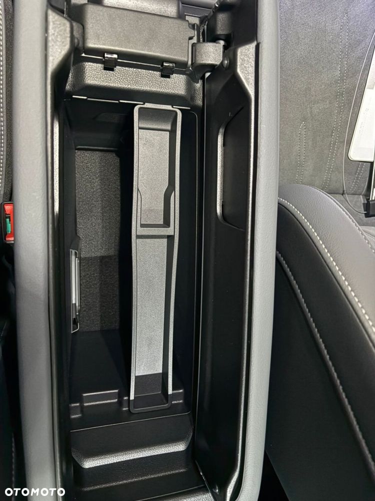 Volkswagen Passat Variant 2.0 TDI EVO Business DSG - 34