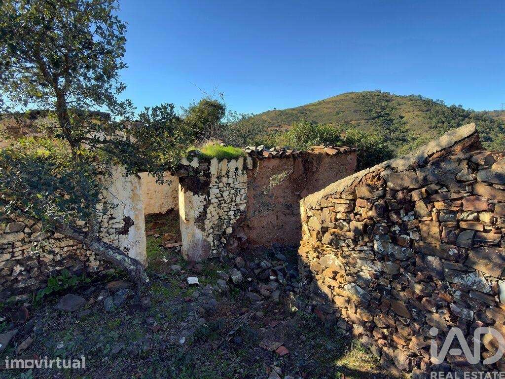 Terreno misto em São Bartolomeu de Messines - Grande imagem: 5/22
