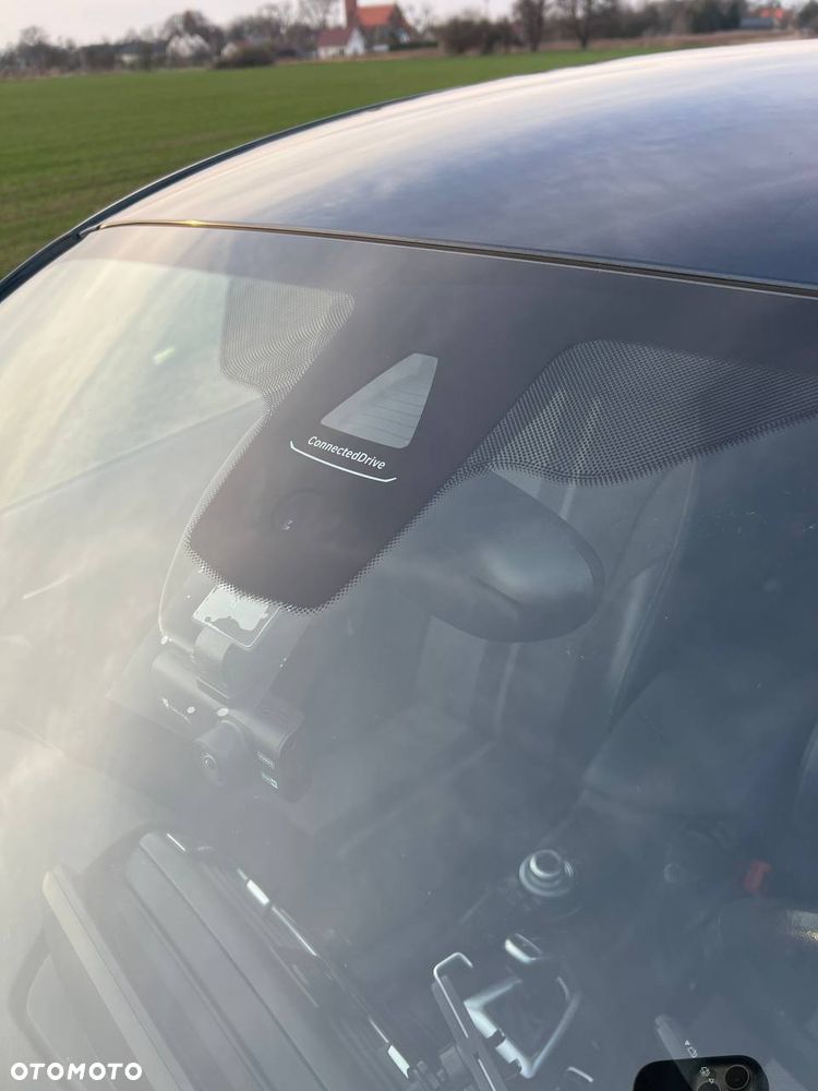 BMW Seria 1 120d xDrive - 12