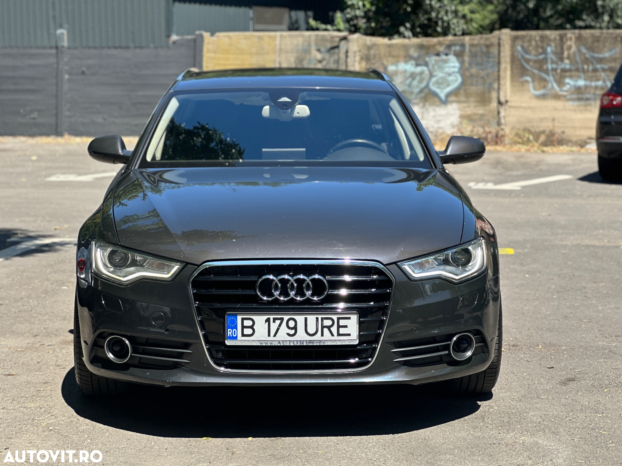 Audi A6 Avant 2.0 TDI Ultra S tronic - 2