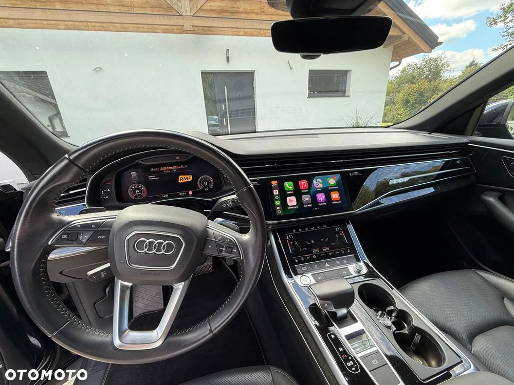 Audi Q8 - 16