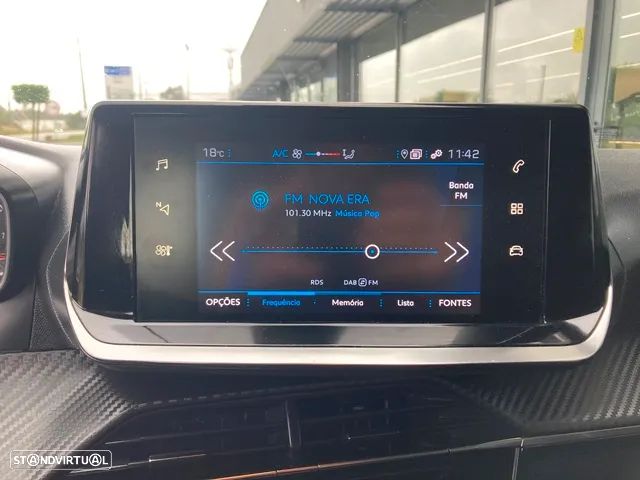 Peugeot 208 1.2 PureTech Active Pack - 18