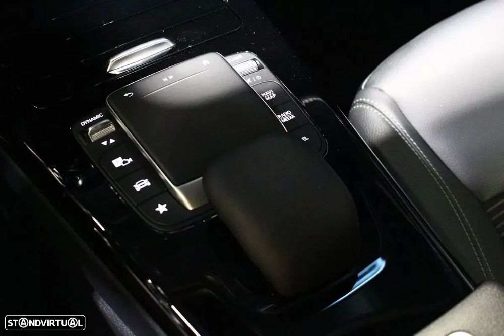 Mercedes-Benz CLA 250 e Progressive - 30