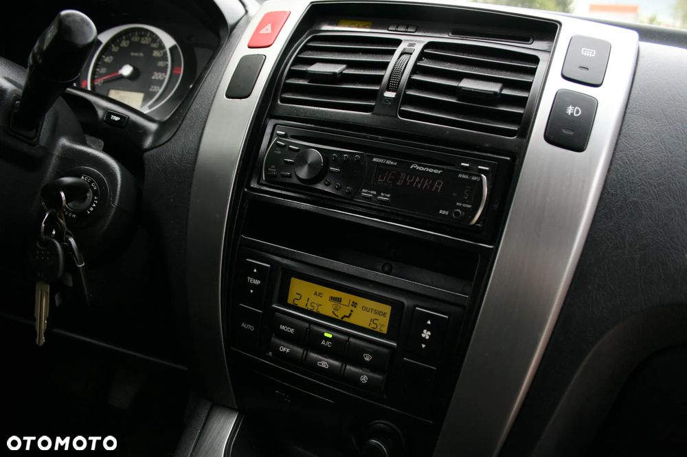 Hyundai Tucson 2.0 Comfort 2WD - 15