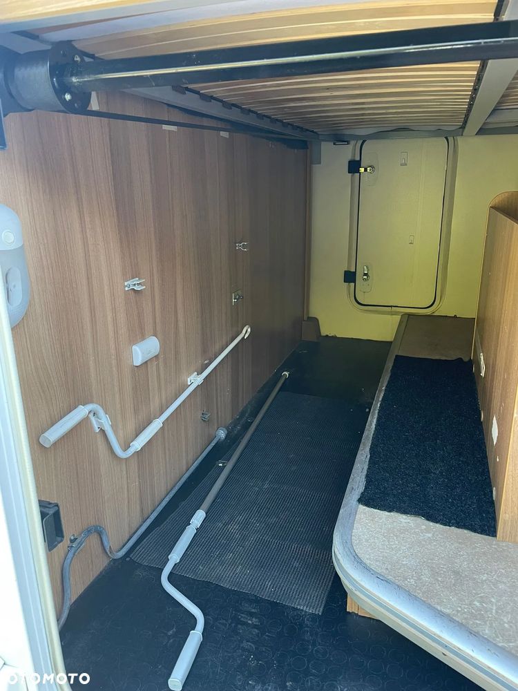 Ford Transit - 11