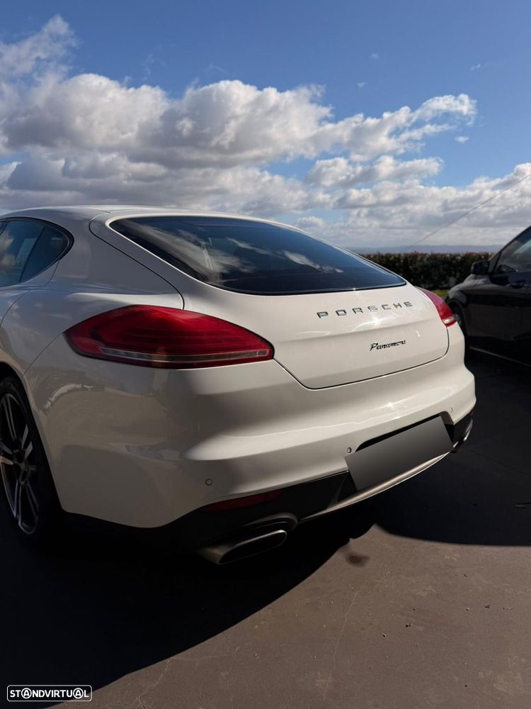 Porsche Panamera - 17