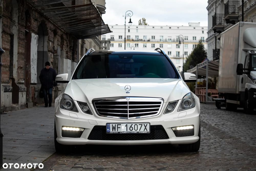 Mercedes-Benz Klasa E 63 AMG - 3