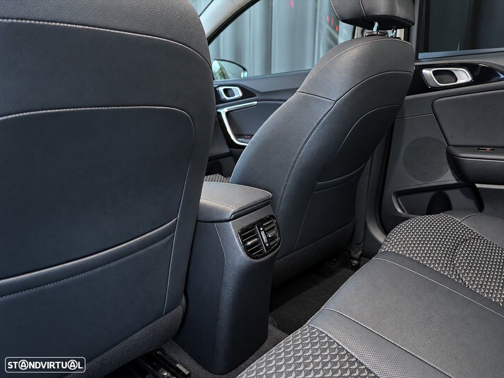 Kia XCeed 1.6 GDi PHEV Drive - 21