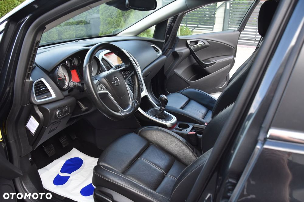 Opel Astra 1.4 Turbo Cosmo - 23