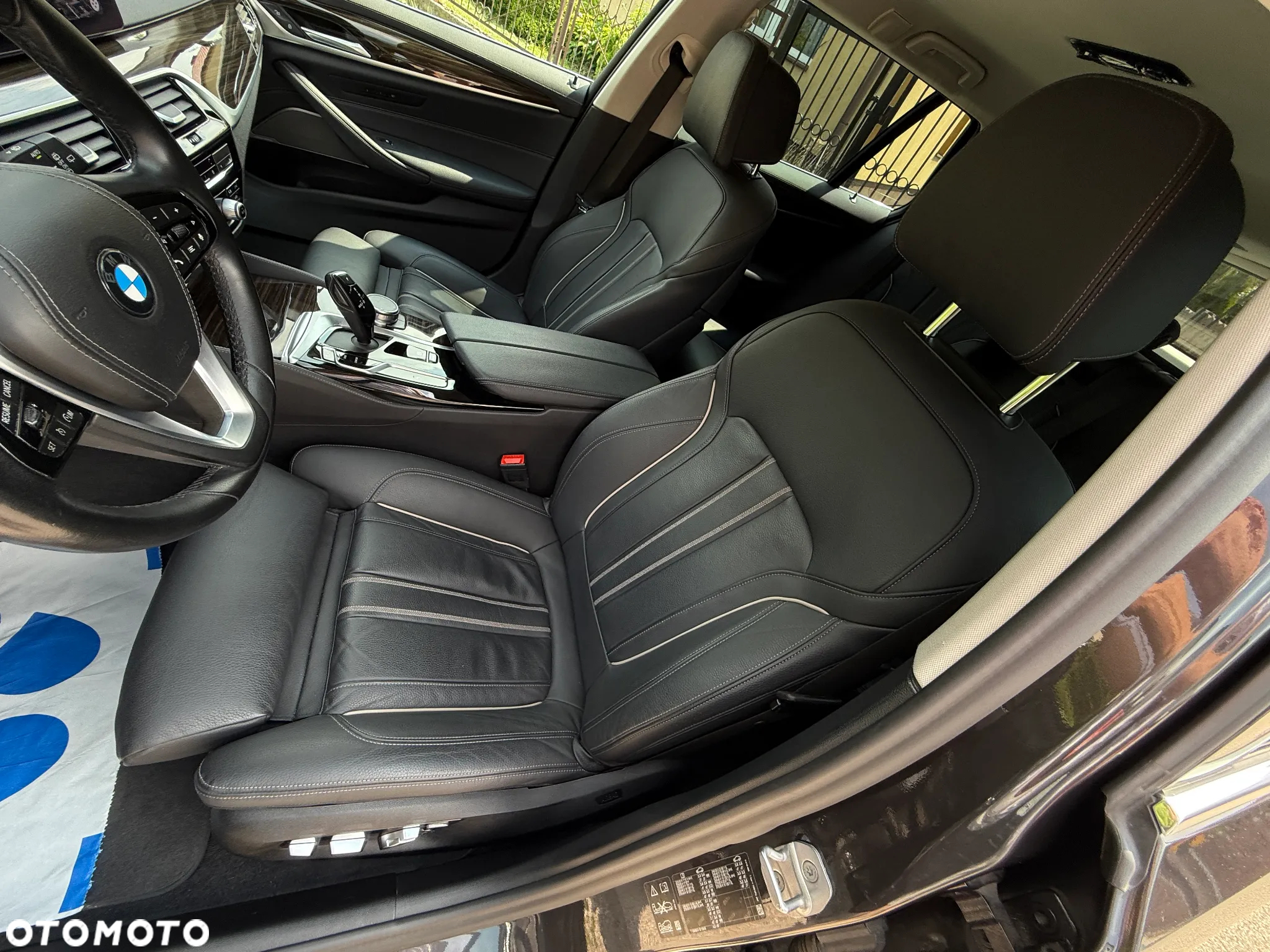 BMW Seria 5 530d xDrive Luxury Line - 10