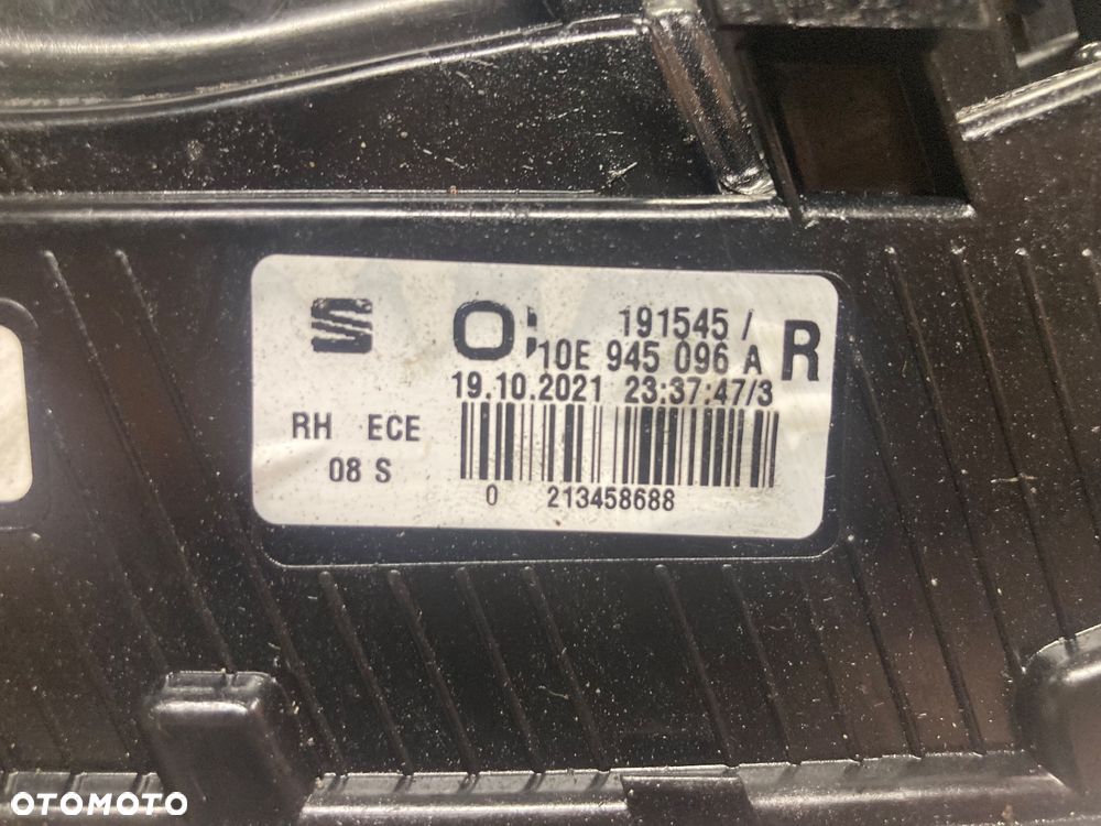 CUPRA BORN 2022- LAMPA TYLNA PRAWA TYŁ LED 10E945096A - 4