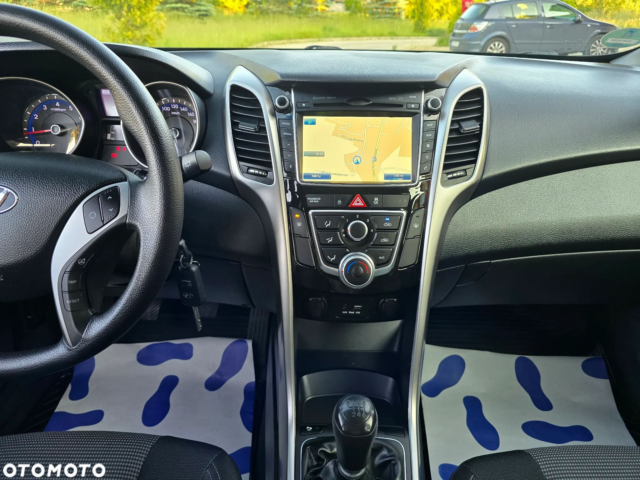Hyundai i30 1.4 GO - 23