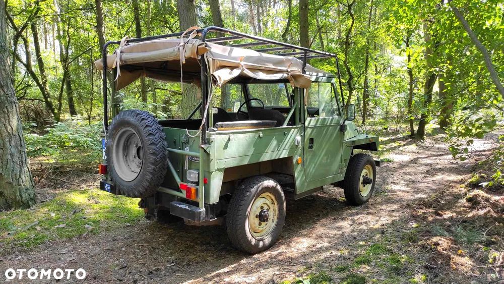Land Rover Defender - 5