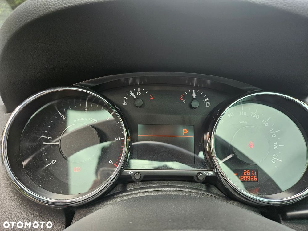 Peugeot 3008 HDi FAP 160 Automatik Allure - 11