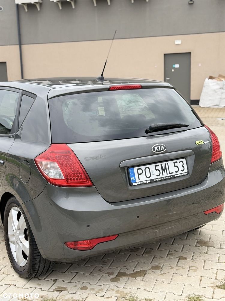 Kia Ceed - 18