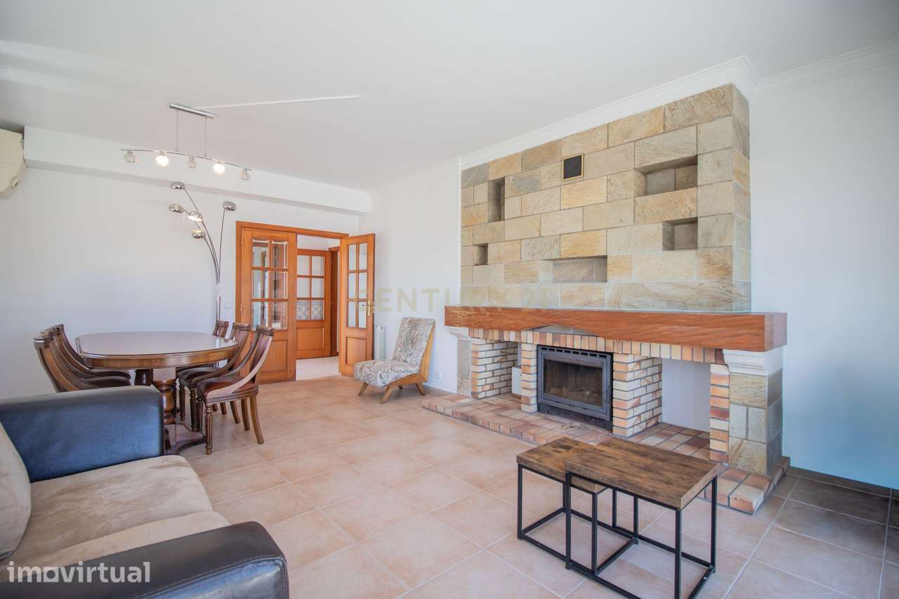 Apartamento T3 para Arrendamento com Vista Panorâmica sobre o Mar –  F - Grande imagem: 5/29