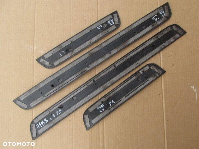 Audi A4 B8 kombi Nakładka listwa progowa 8K0853376 komplet - 5