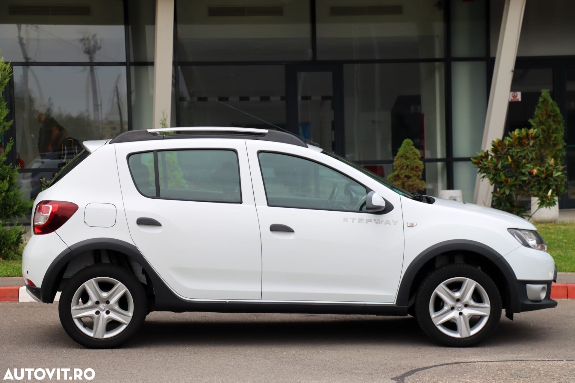 Dacia Sandero Stepway TCe 90 (S&S) Celebration - 7
