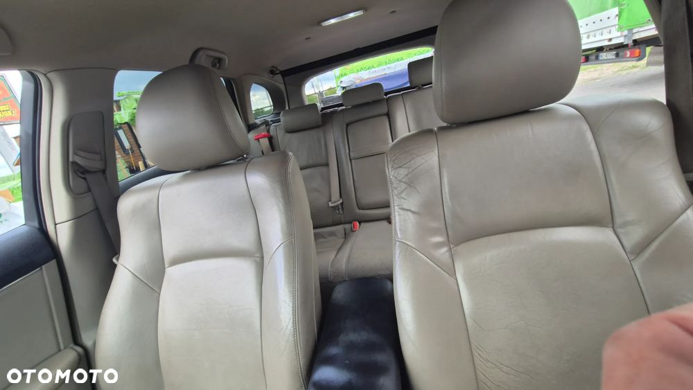 Toyota Avensis - 9
