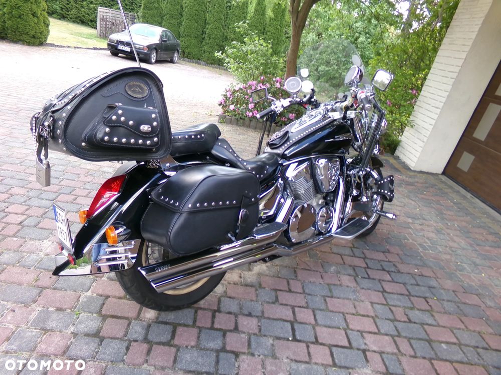 Honda VTX - 23