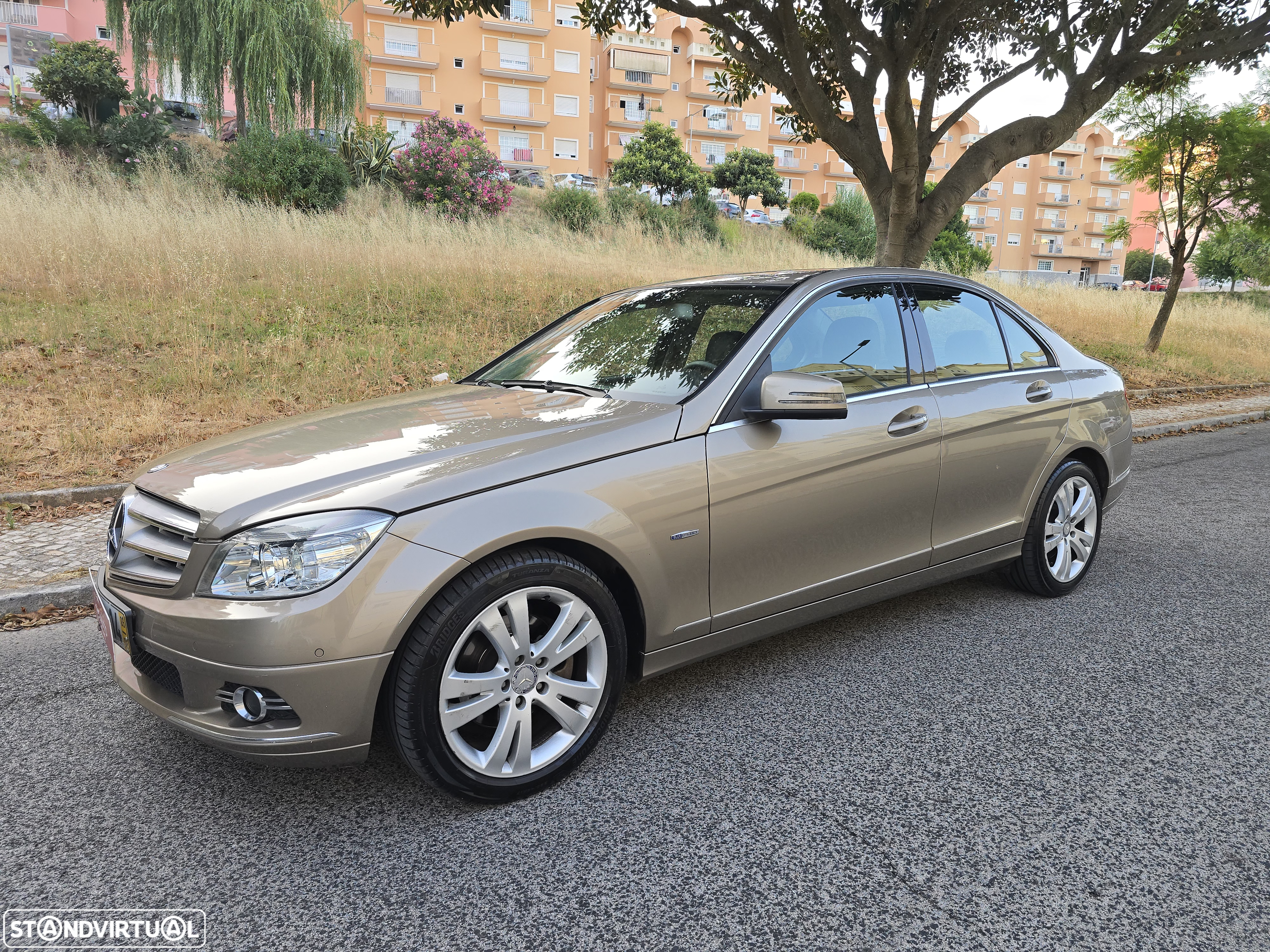 Mercedes-Benz C 250 CDi Avantgarde BlueEfficiency - 2