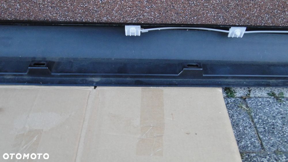 VW PASSAT B7 SEDAN LISTWA NAKŁADKA PROGOWA PROGU LEWA LC9X - 9