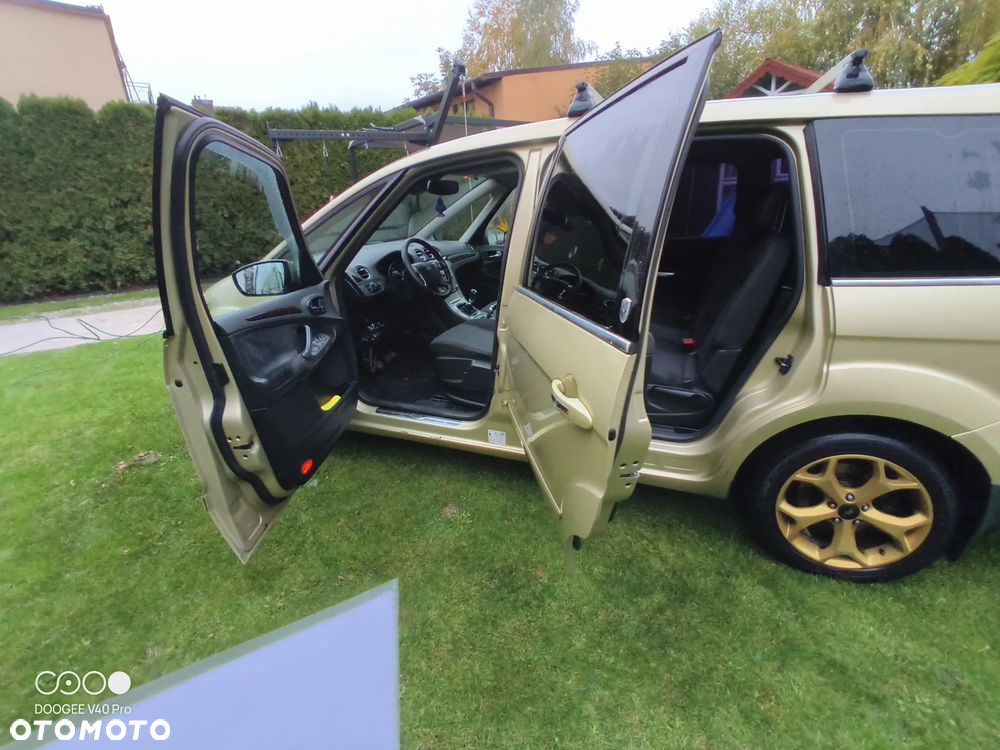 Ford Galaxy - 7