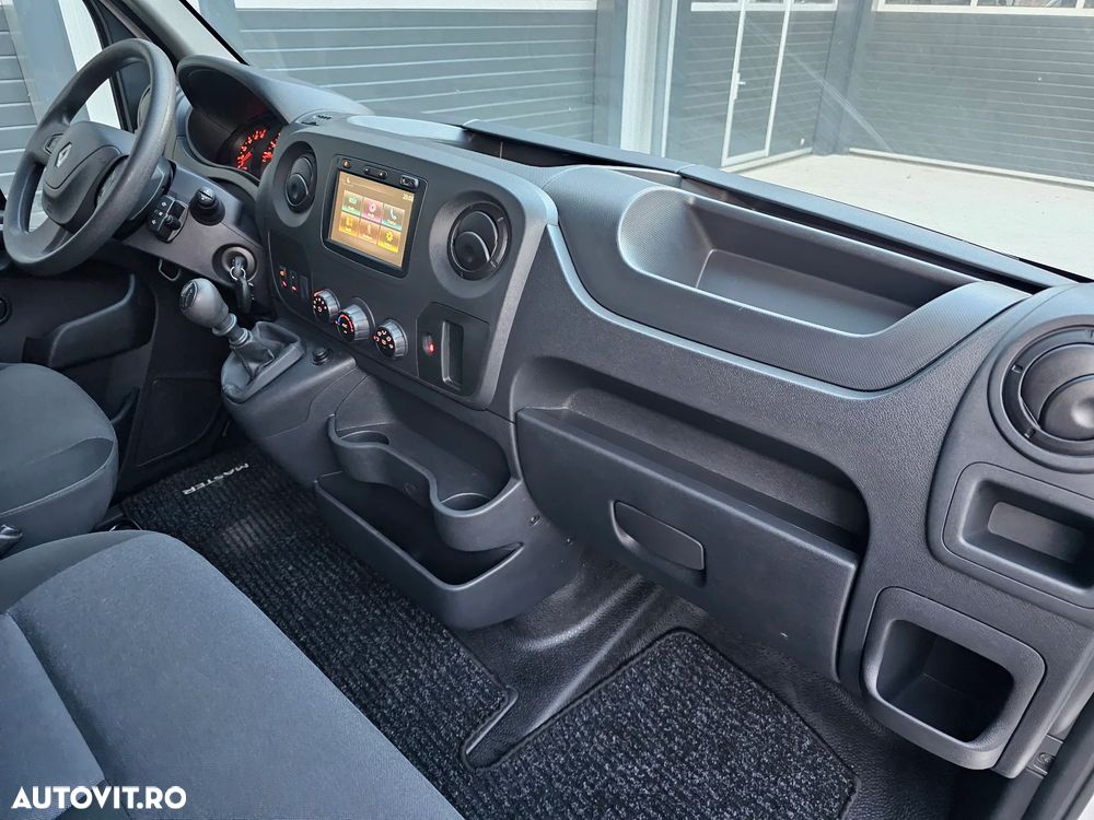 Renault Master - 22