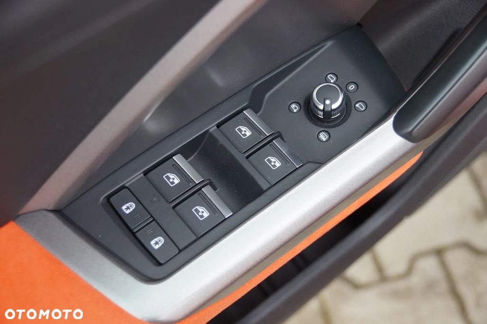 Audi Q3 35 TDI Quattro S Line - 27