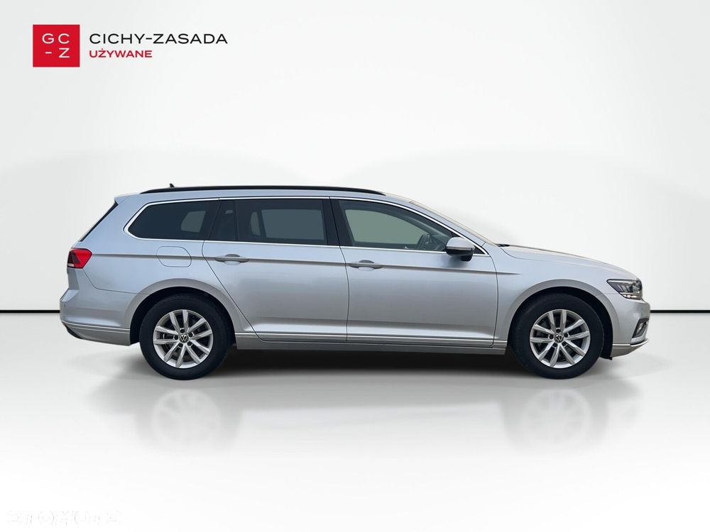 Volkswagen Passat - 6