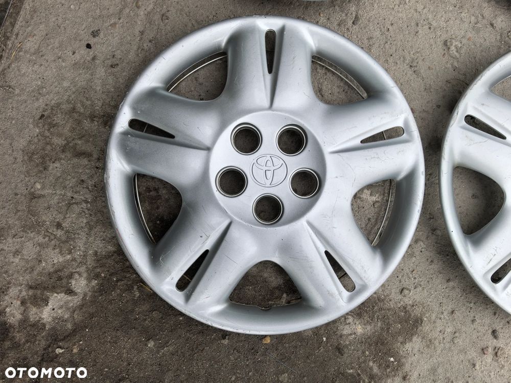 Toyota Avensis T22 Kołpaki 15" KOMPLET - 3