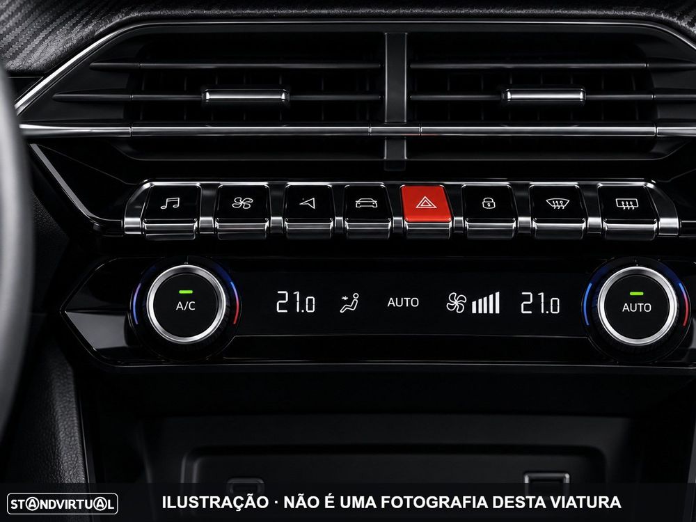 Peugeot 2008 1.2 Hybrid Style e-DCS6 - 40