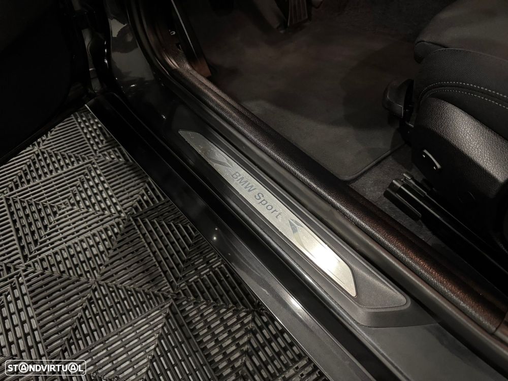 BMW 116 d EDynamics Line Sport - 44