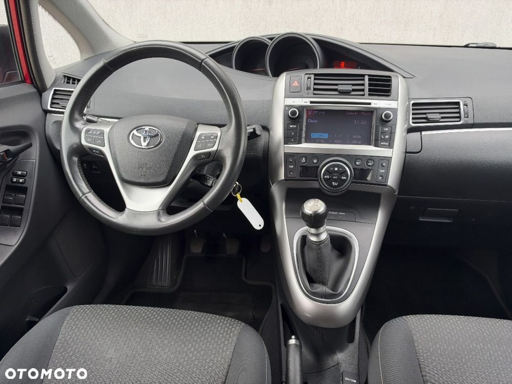 Toyota Verso - 7