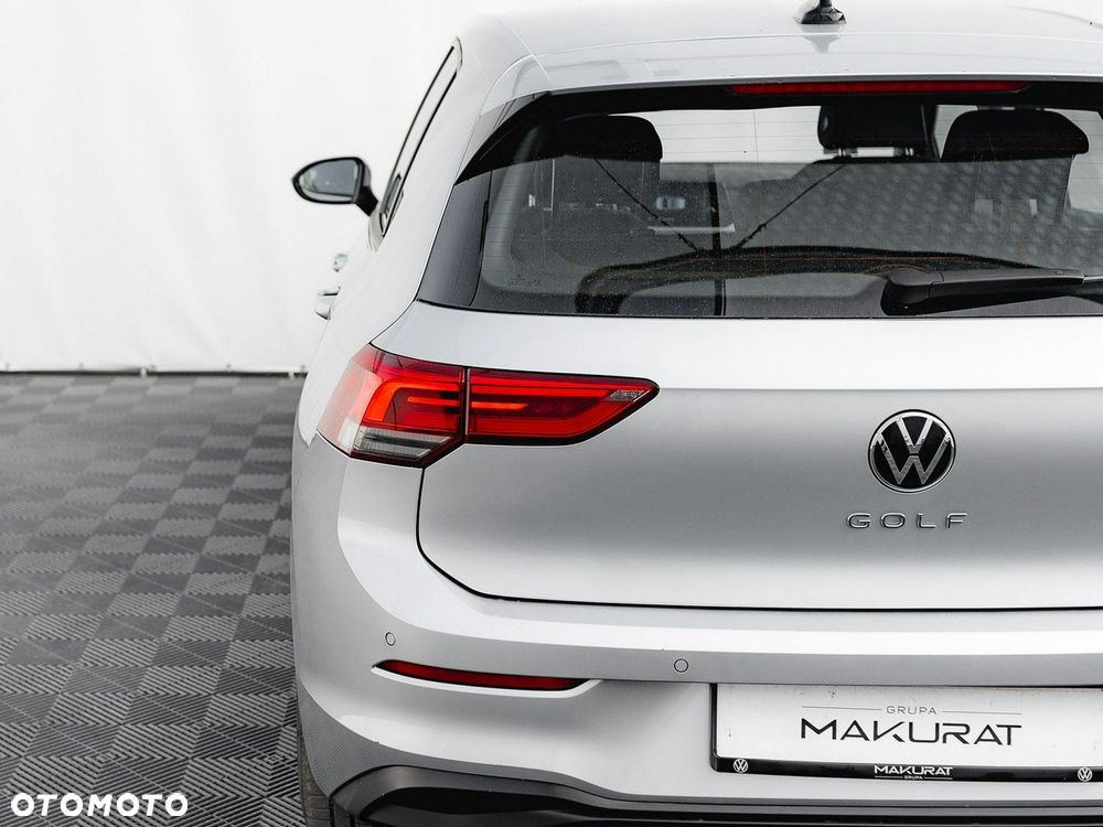 Volkswagen Golf - 11