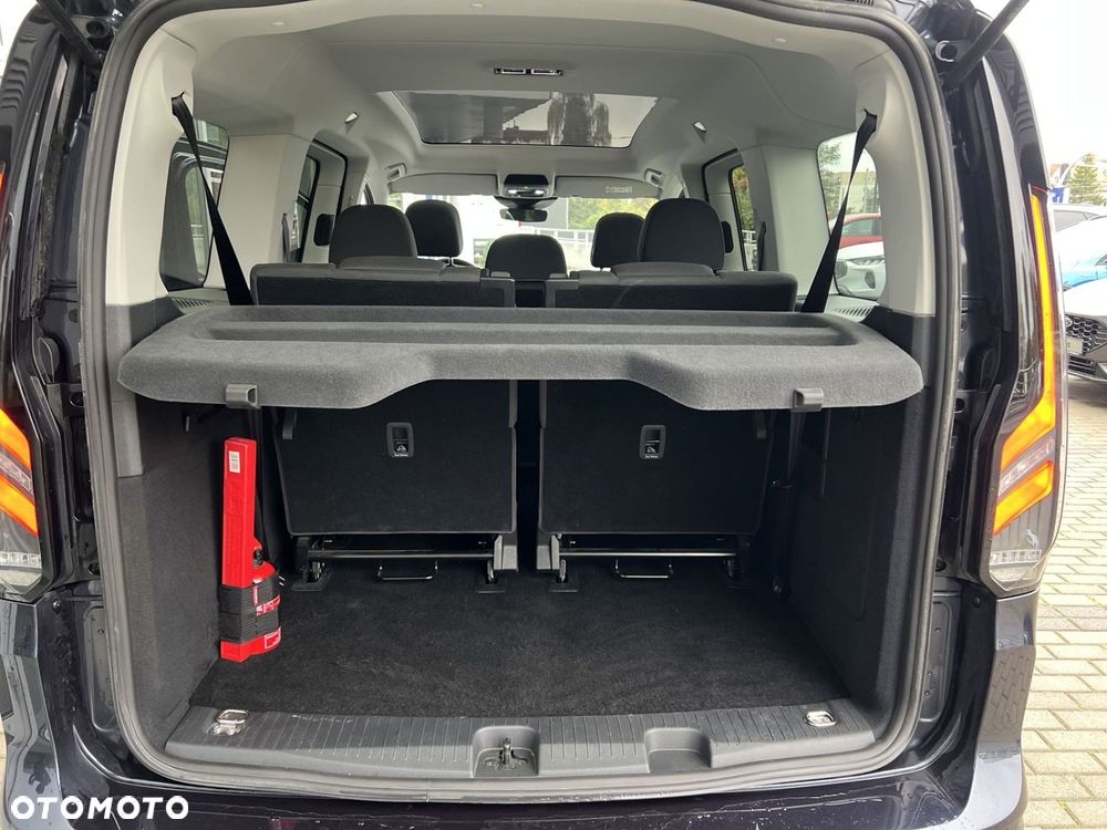 Ford Tourneo Connect - 17