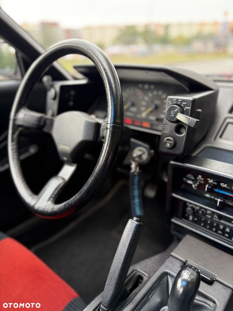 Toyota MR2 - 8