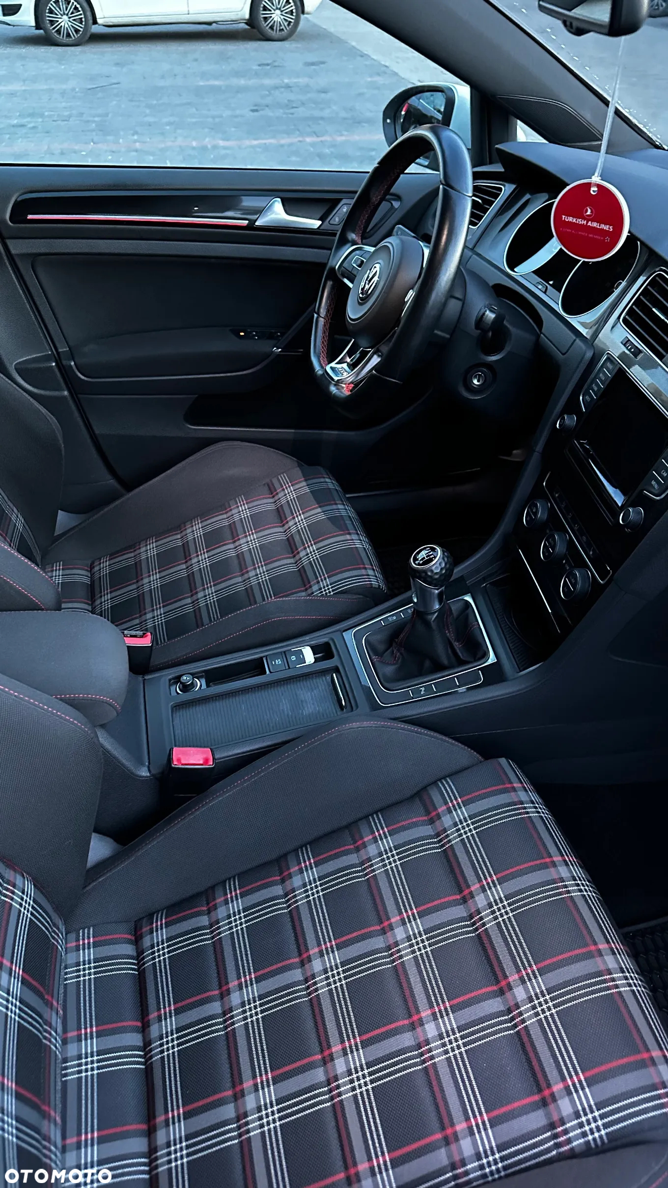Volkswagen Golf VII 2.0 TSI BMT GTI - 7