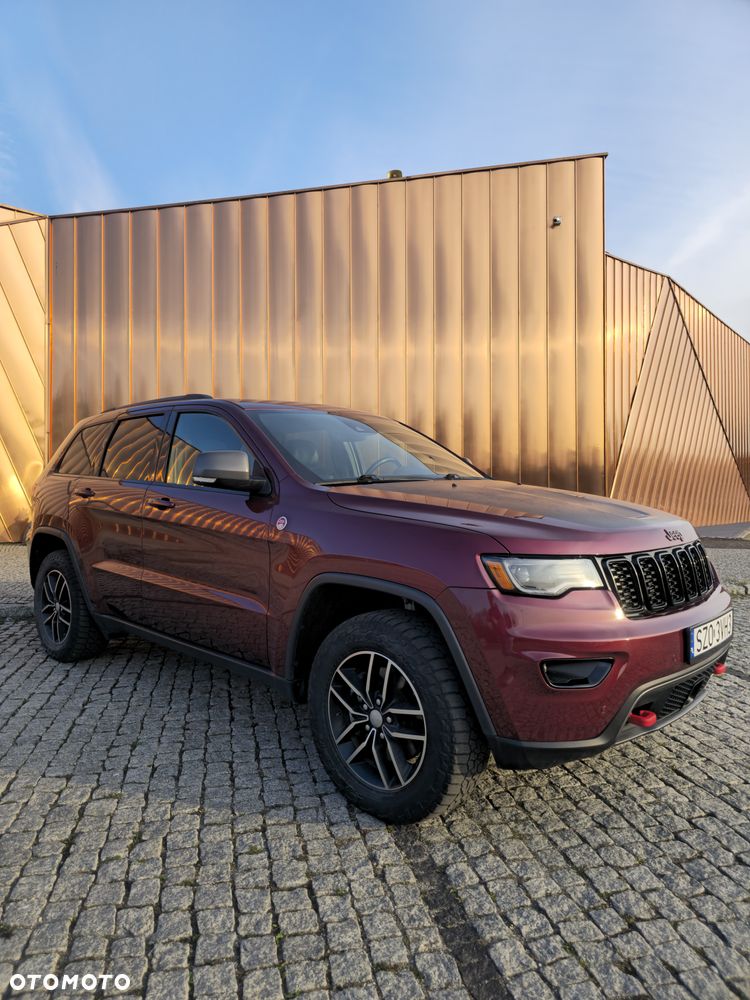 Jeep Grand Cherokee - 15